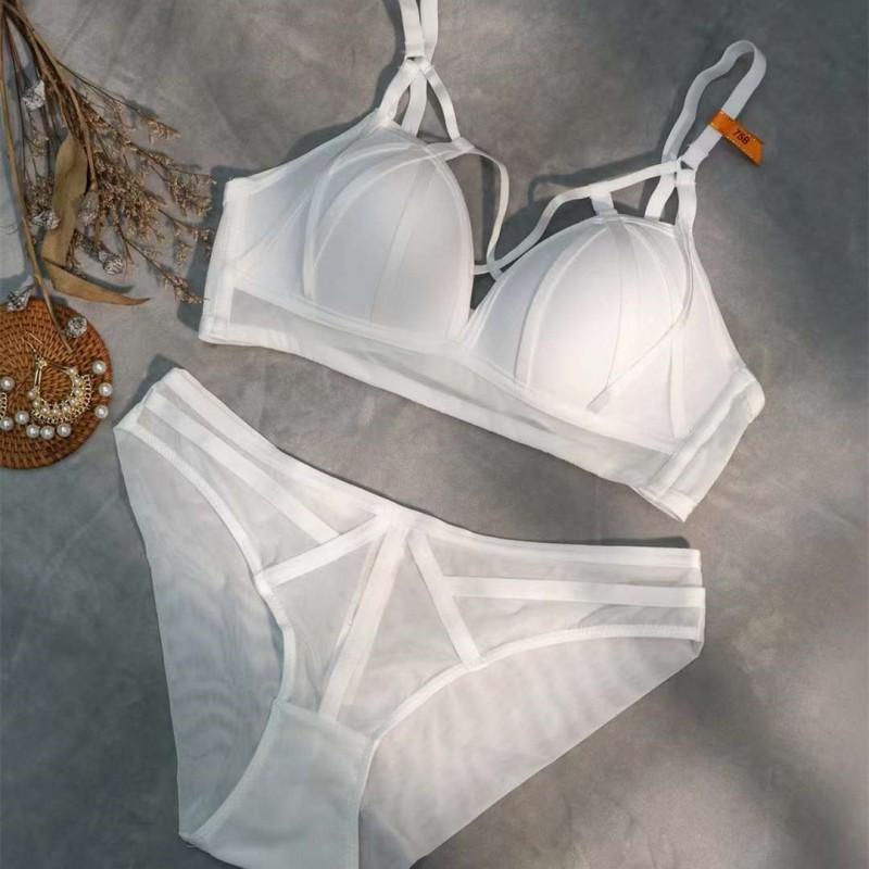 Womens Lace Trim Cross-Strap Bralette Without Underwire Soft Cup Push-Up Comfortable Support Full Bust