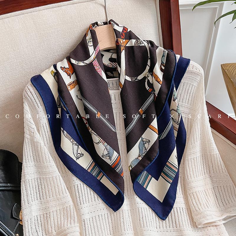 Design Sense Fashion Silk Wool Silk Scarf 2025 New Autumn and Winter Silk Wool Square Scarf Retro Double-sided 70 Silk Wool Scarf