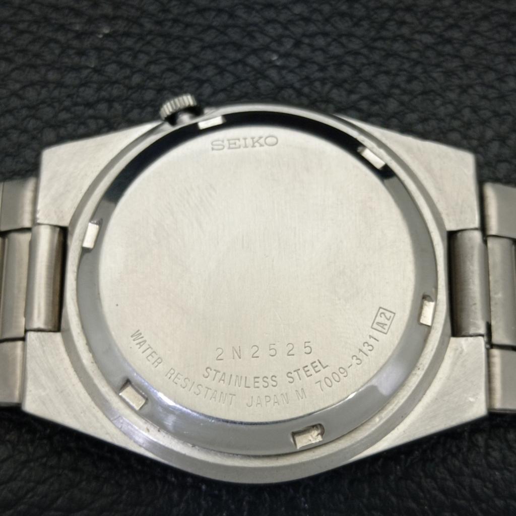 USED GENUINE VINTAGE SEIKO 5 AUTOMATIC JAPAN MENS BLACK DIAL WATCH a434297-2 R120-a434297