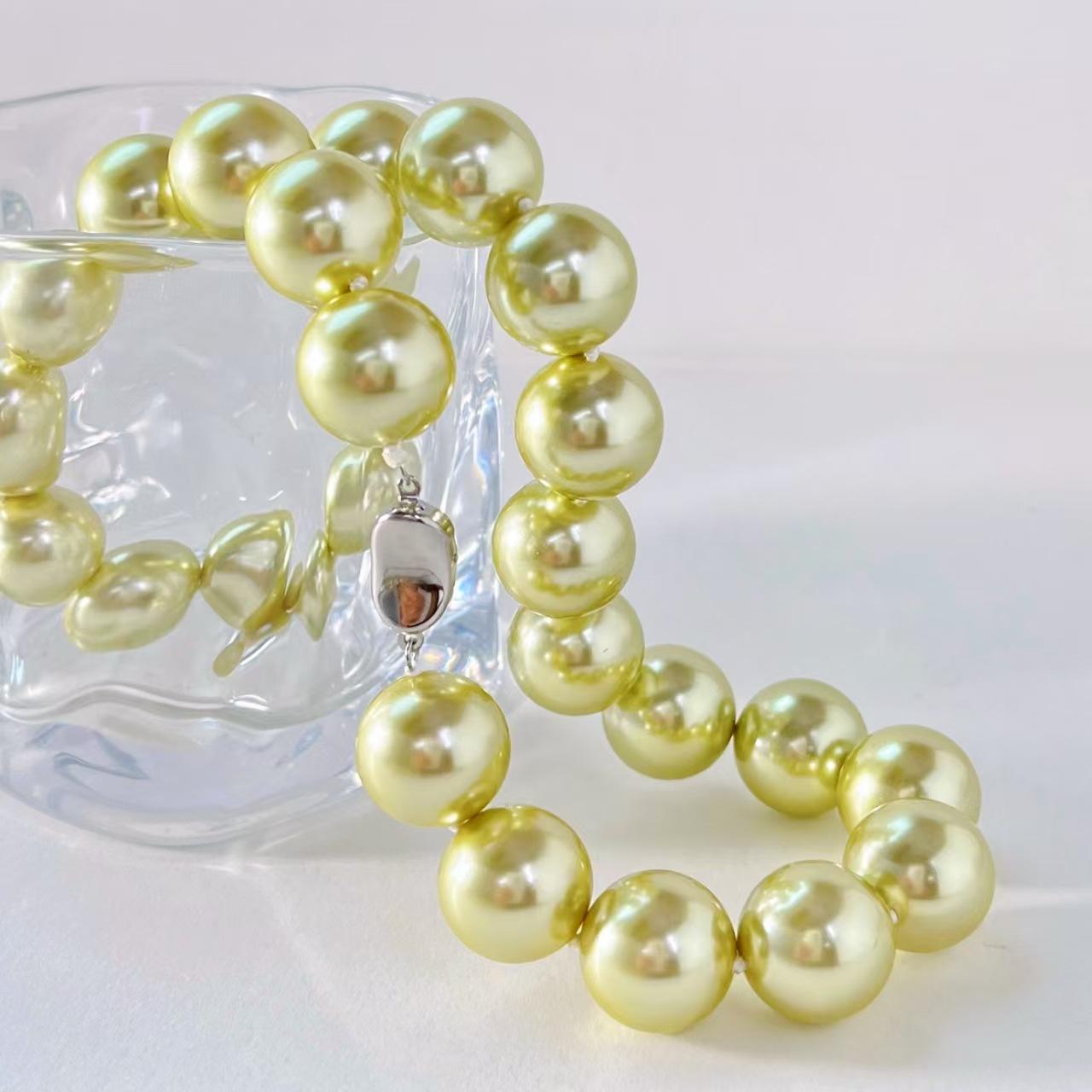 Vintage 16Mm Large Granular High Quality Turquoise Artificial Crystal Pearl Necklace Clavicle