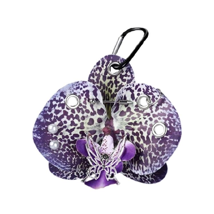 

Stylish Floral Keychain Ecological Friendly Hybrid Material Ergonomic Design For Portability And Decorative Versatility