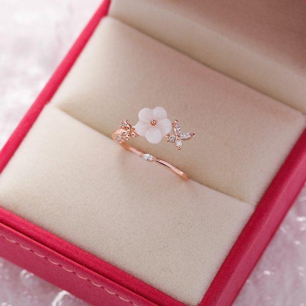 2026 New Fashion Crystal Zircon Rings Sweet Flower Leaf Butterfly Adjustable Open Rings Female Wedding Engagement Jewelry Gift
