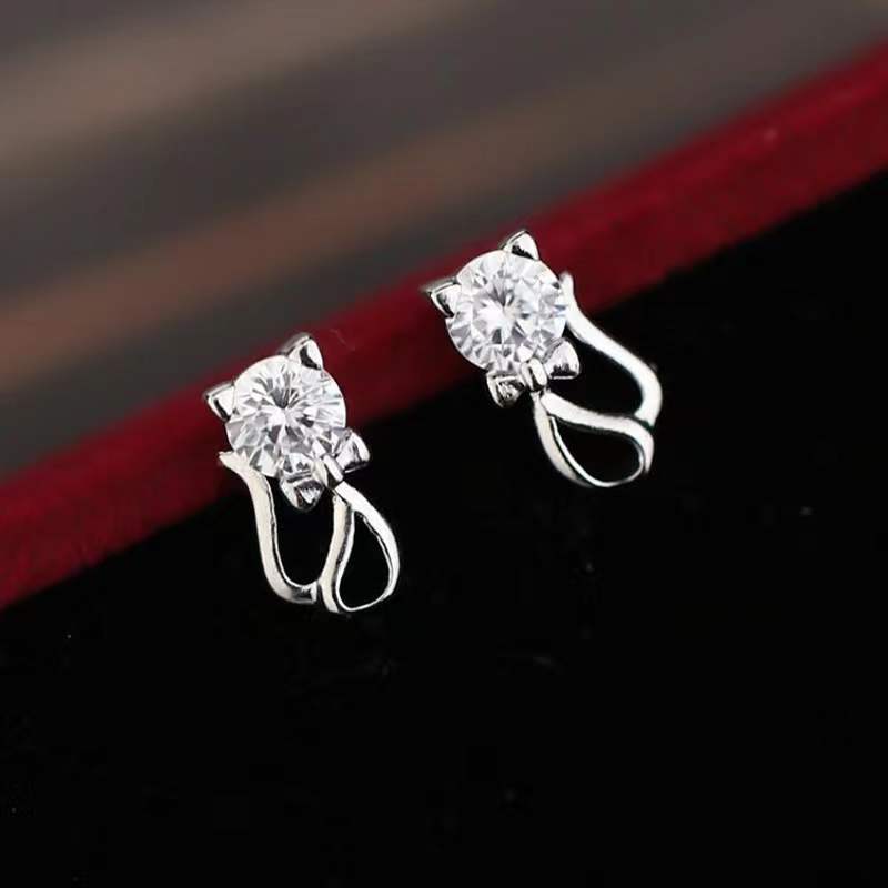 Cat Stud Earrings Women'S Fashion Temperament Hollow Earrings Diamond Ear Jewelry