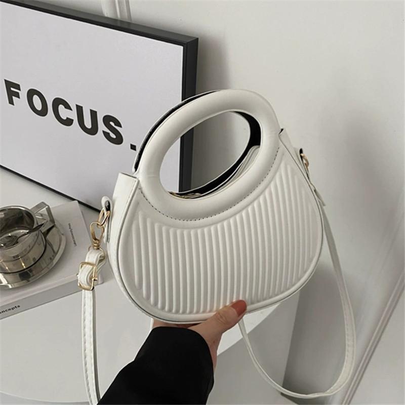 

Chic Stripe Design Crossbody Bags for Women Elegant Synthetic Leather Handbag, Purse, Luxury Look Shoulder Bag for Everyday Use білий