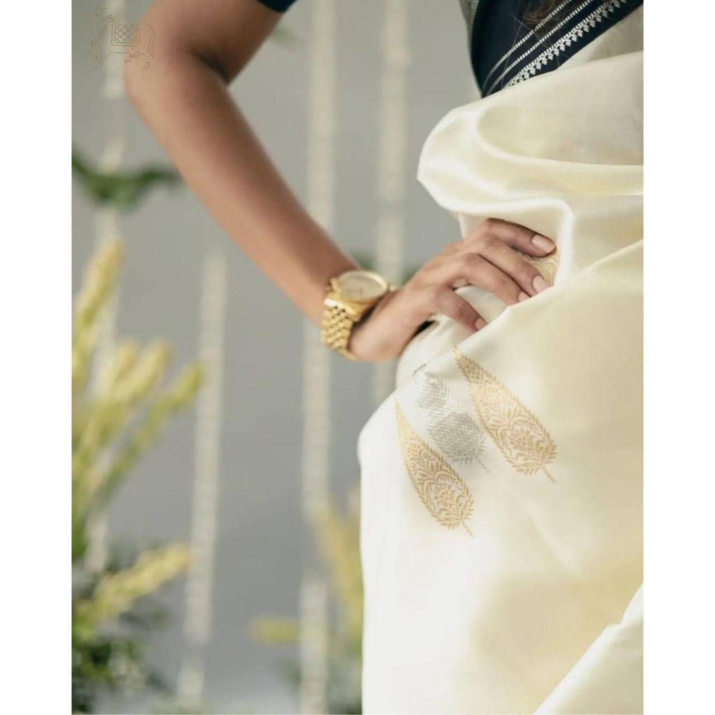 Royal Elegance Soft Lichi Silk Saree – Timeless Jacquard Beauty
