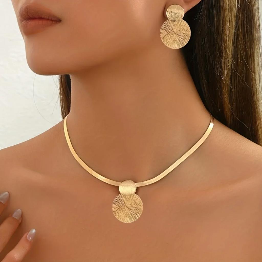 2-Piece Elegant Necklace & Stud Earrings Set for Women, New Arrival Luxury Jewelry, Stylish High-End Accessory & Perfect Gift