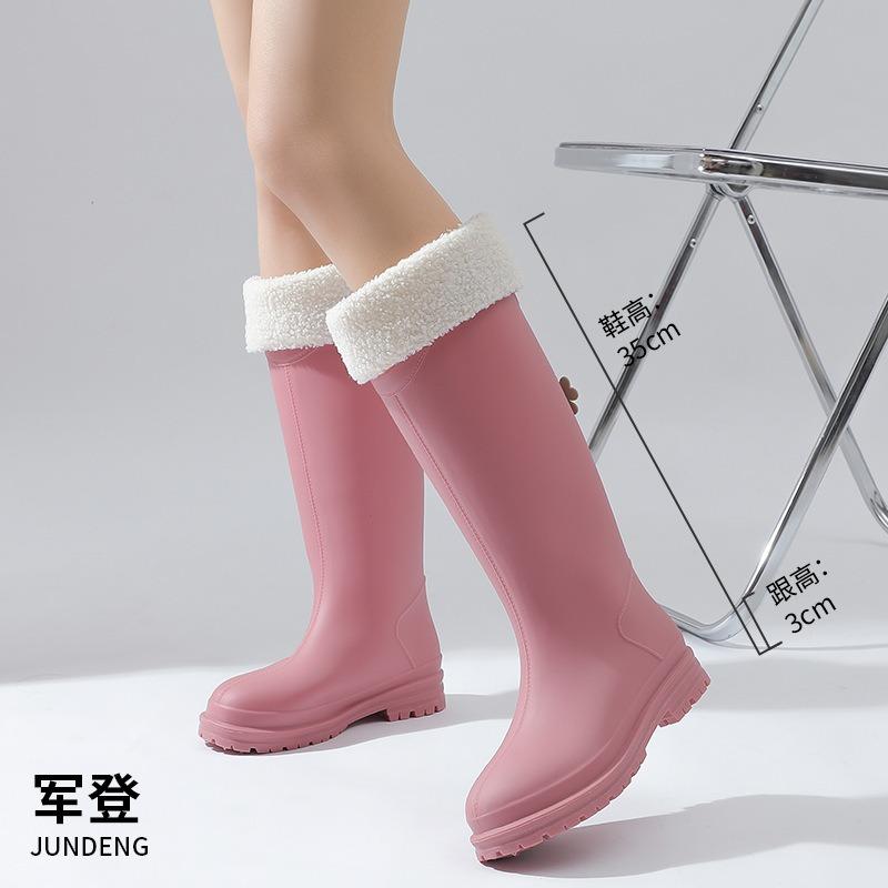 Fashion rain shoes four-leaf clover British women's high rain boots thickened non-slip integrated women's water shoes travel wading rubber shoes