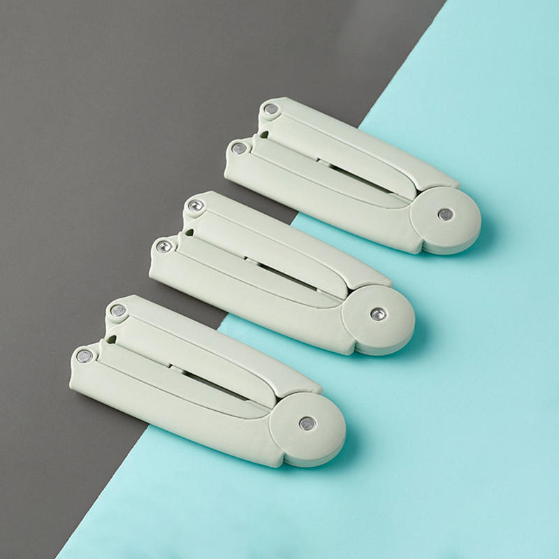 Portable Folding Clothes Hanger for Travel Cruise Business Trip Multifunctional Home Dormitory Clothes Drying Rack