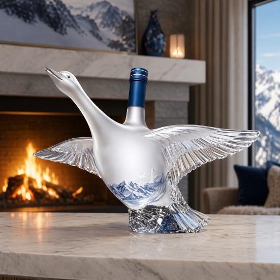 Goose Bird Shape Whiskey Decanter, 3D Glass Animal Liquor Bottle for Bar Display, 350ml Art Wine Dispenser for Home
