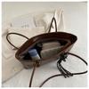 European American Retro Tote Bag Korean Fashion Shoulder Bags Advanced Simple Handbag New Large Capacity Pendant Versatile Bags