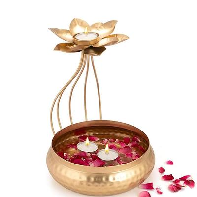 Metall Lotus Teelichthalter für Diwali Dekorationsartikel mit Basis einer Urli Schale -Diwali Geschenkartikel-Urli Schale für Heimdeko