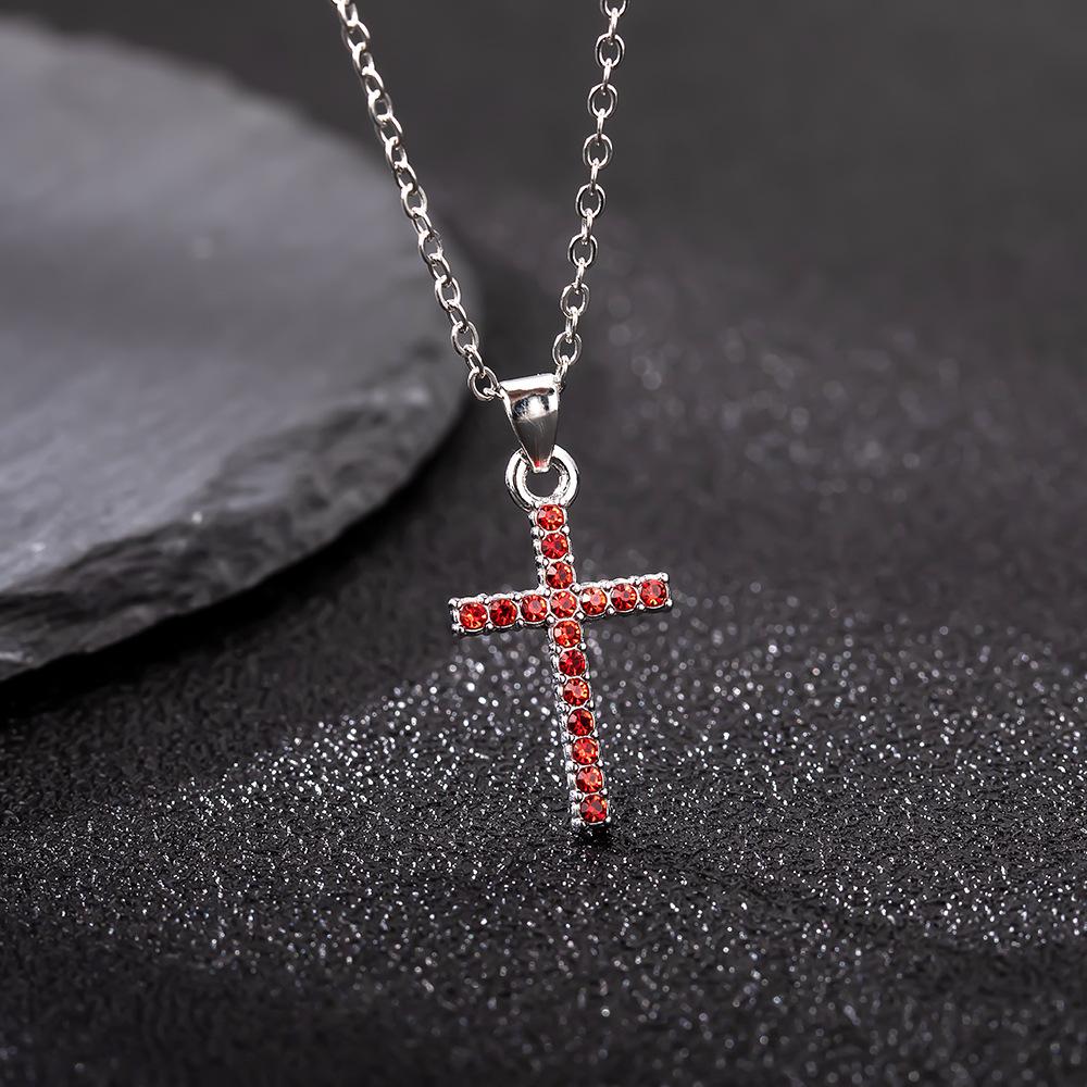 Versatile Cross Necklace Fashionable Personalized Diamond Necklace