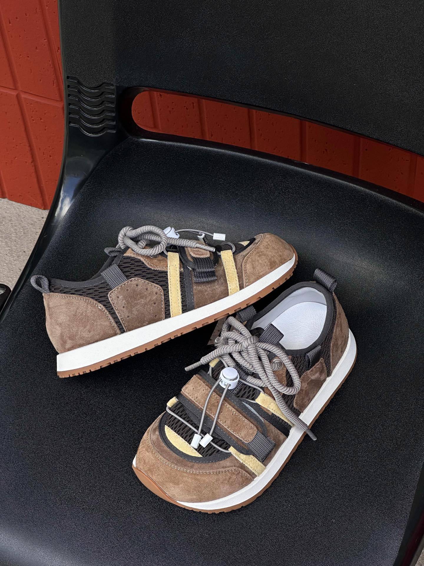 

Каштановый чай язык~ повышающая платформа кроссовки Форреста Гампа женские уродливо милые туфли кожаные универсальные повседневные кеды женские спортивные 40 коричневый