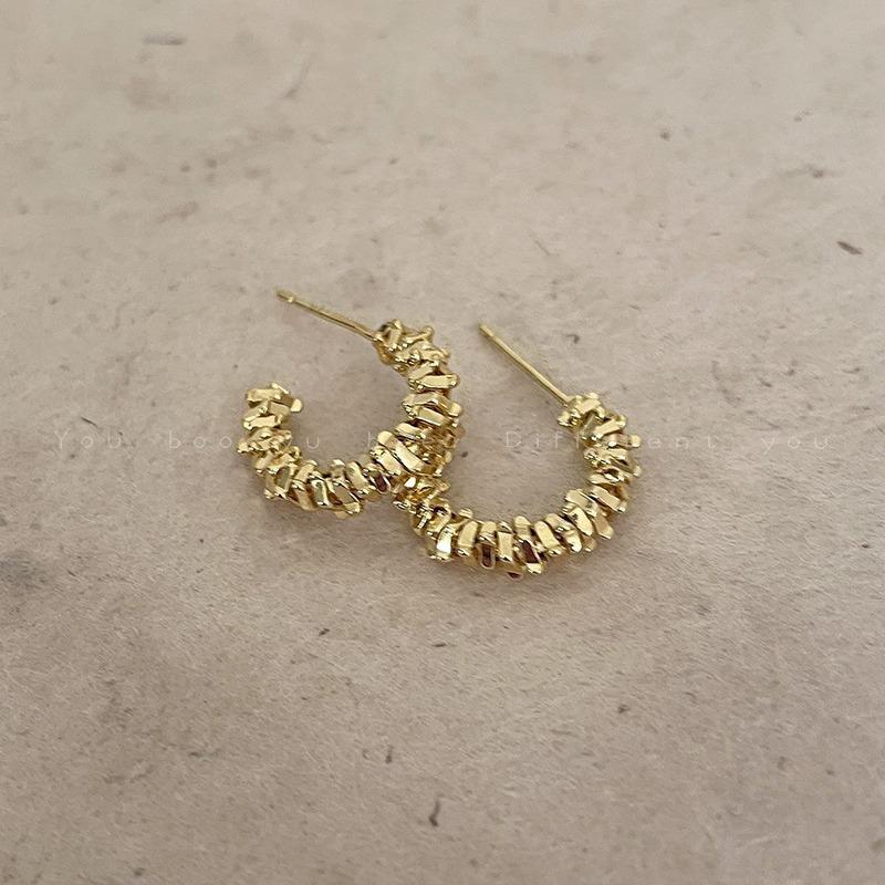 Silver broken silver c-type earrings women s summer versatile niche design sense earrings simple cold wind temperament earrings золотой
