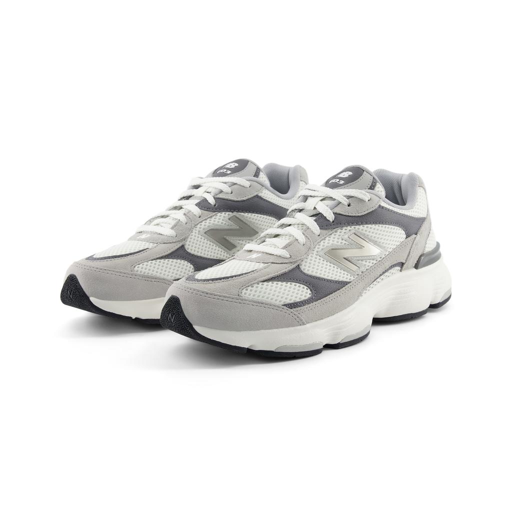 New Balance Chunky Sneakers Unisex Light Gray M6032OD