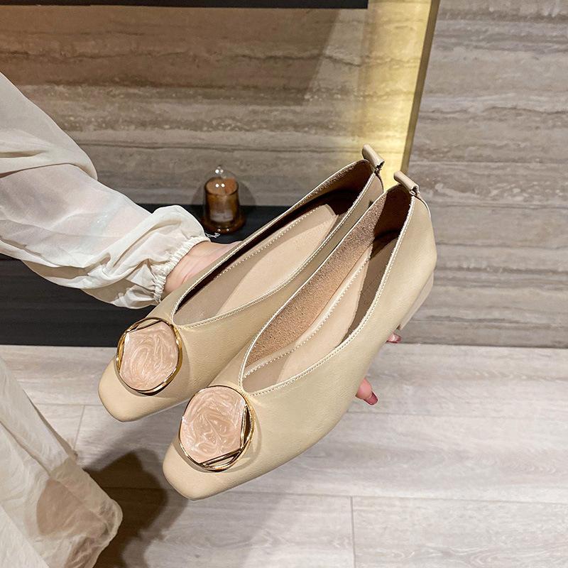 Shallow Mouth Single Shoes Women's 2024 New Retro Buckle Low Heel Flat Shoes Square Headed Soft Leather Mary Jane Shoes