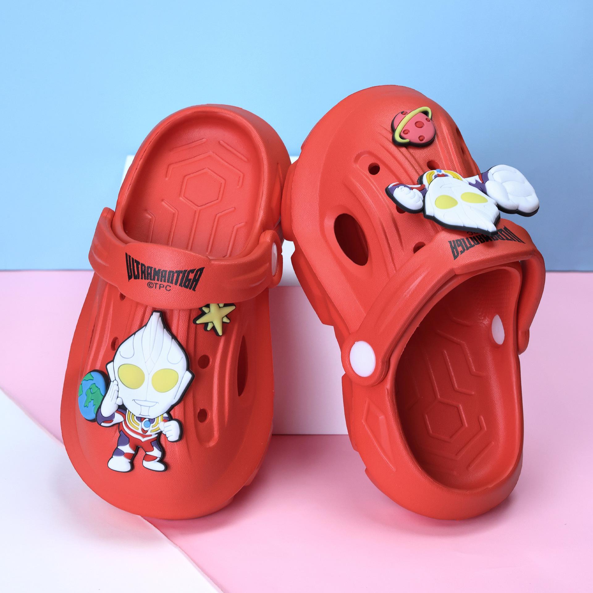 

Детские шлепанцы Ультрамен для мальчиков, нескользящие сандалии для улицы, сандалии для девочек, пляжная обувь для детей старшего возраста, лето 220