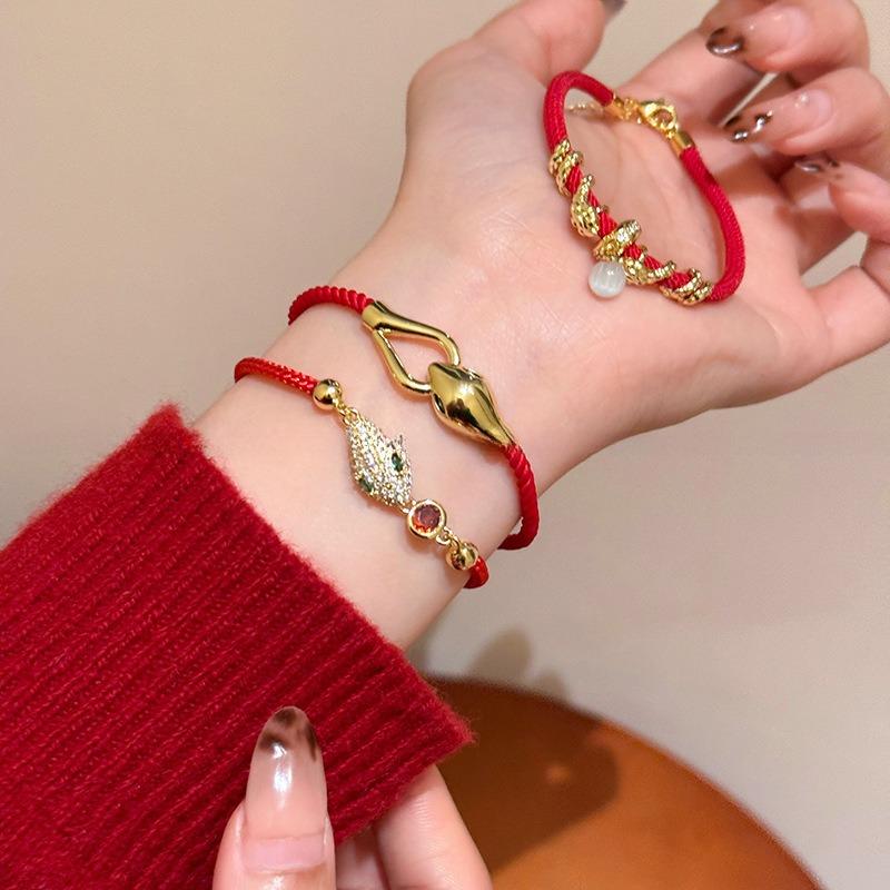 New Chinese-style Lucky and Lucky Red Rope Bracelet, Fashionable Versatile Hand Rope Bracelet, Niche Light Luxury Temperament Jewelry