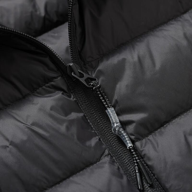 Xue Zhong Fei Men's Lightweight Hooded Duck Down Jacket