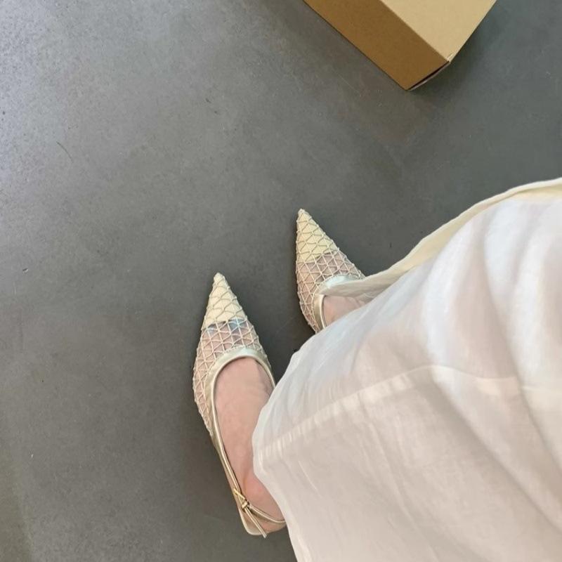 Hollow pointed sandals women's 2025 summer new Korean version fishing net shoes versatile thin heel breathable mesh bag head sandals