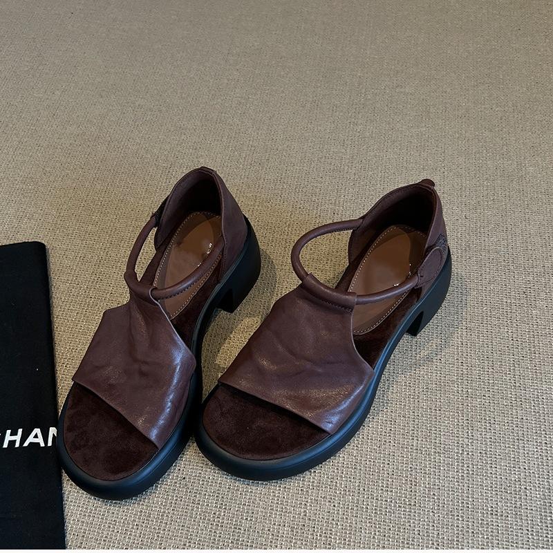 Retro platform high-heeled open-toed sandals women's summer new comfortable soft-soled versatile temperament commuter thick-heeled Roman shoes