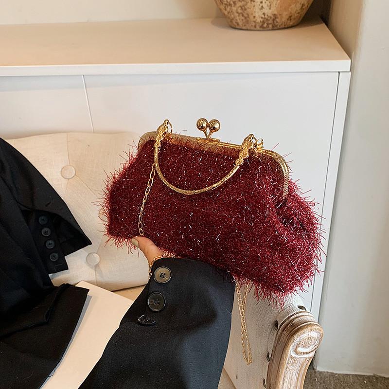 Fashionable Women s Handbag Elegant Pu Shell Bag For Autumn Street Style In Black And Red красный