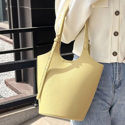 Fashion Women's Underarm Bucket Bag New Simple Retro Large Capacity Shoulder Bags Elegant Female Commute Handbags Trend