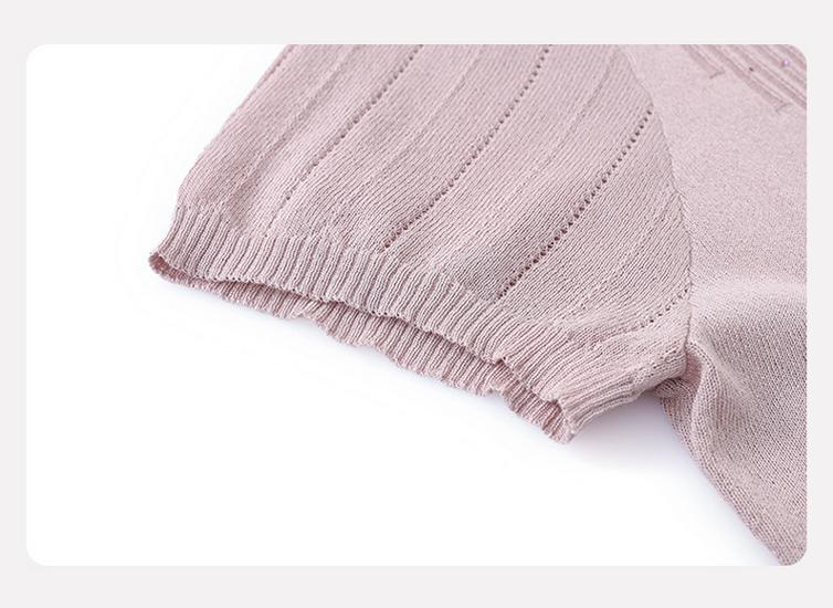 Elegant Women's Short-Sleeve Knit T-Shirt - Loose, Round Neck for Middle-Aged & Elderly Mothers (2026 Summer Collection)
