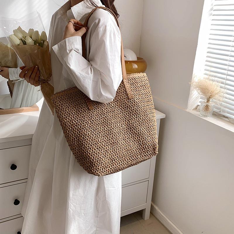 Summer Woven Bags Women's New Seaside Vacation Large-capacity Straw Woven Bags Versatile Commuter Tote Bags