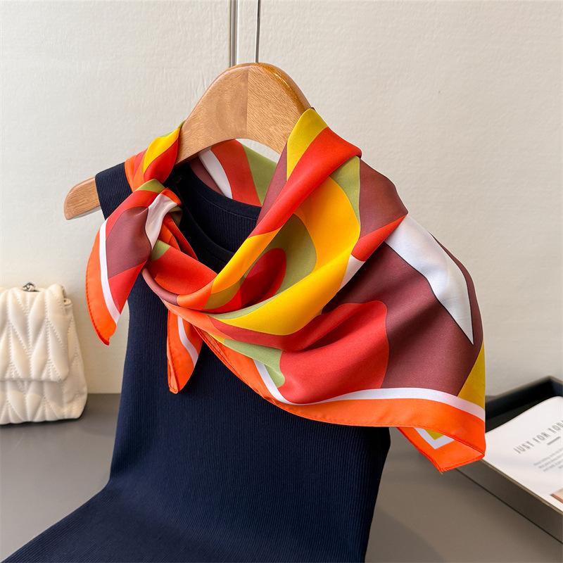 Fashion Geometry Print Square Silk Scarf Women Neck Tie Soft Hijab Headscarf Foulard Bandana Female Decorate Head Scarf  New