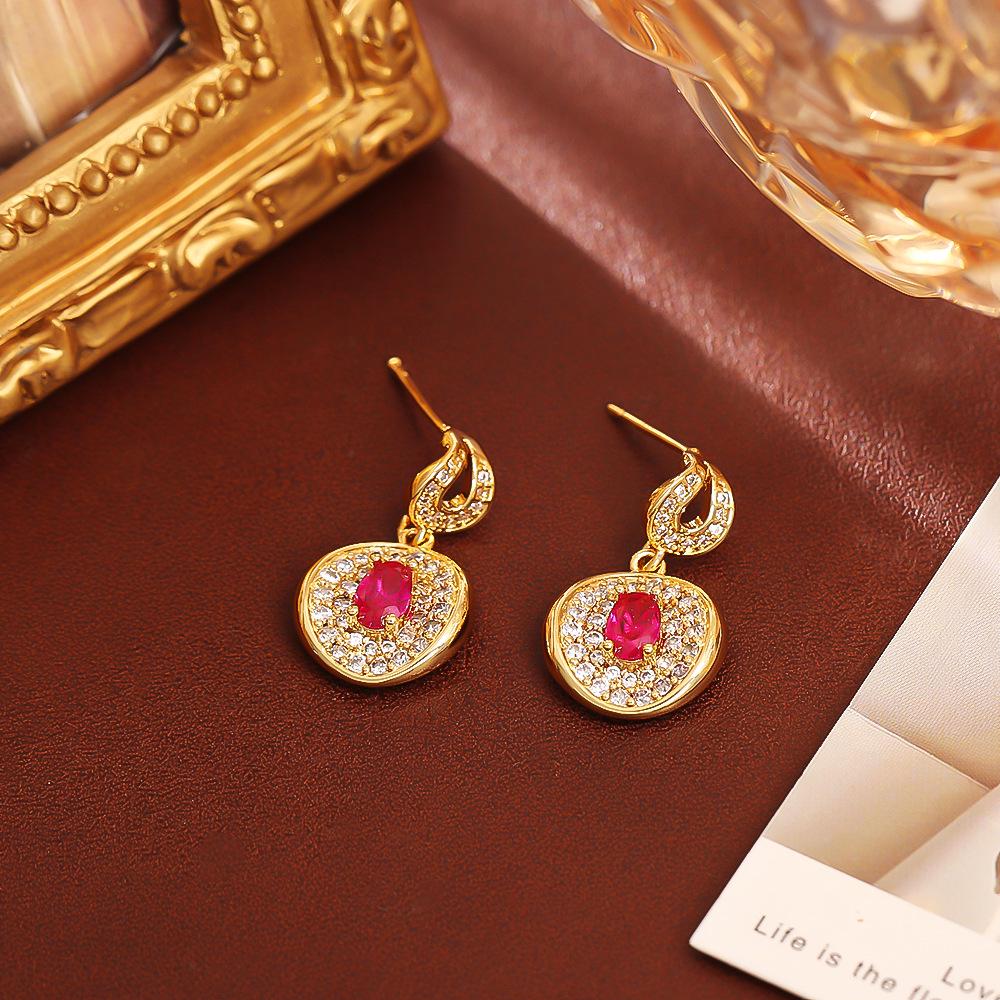 Zircon Pendant Necklace & Gold-Plated Earrings Set - Fashionable Goddess Style