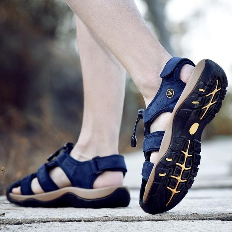 New Hollow-out Wading Shoes Men Sandals Hiking Shoes Summer Casual Beach Sandals Plus Size 38-48