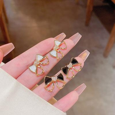Bow Earrings New Year Trendy Niche Design Earrings Simple Dripping Oil Simple Small Stud Earrings Autumn