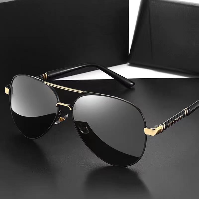 Men's Trendy Polarized Photochromic Aviator Sunglasses for Driving
