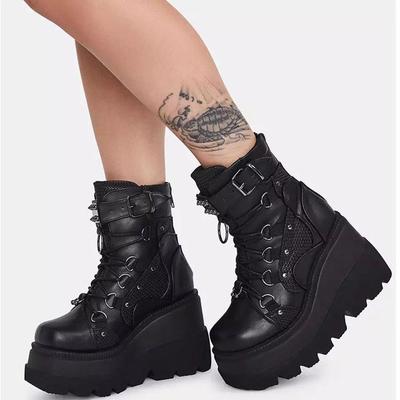 2022 New Demoni Thick-Soled Boots: Dark Gothic Punk Street Short Boots for Women, European/American Large Size Martin Boots.