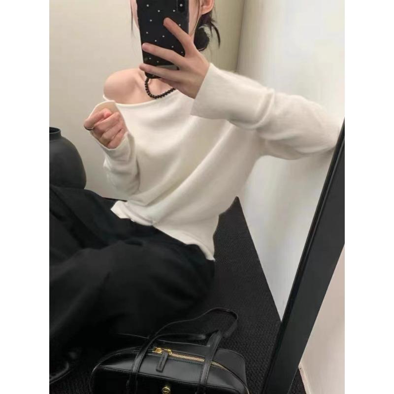 Blended Striped One-neck Knitted Sweater Women's Autumn New Fashionable Pullover Sweater Slim-fit High-end Top