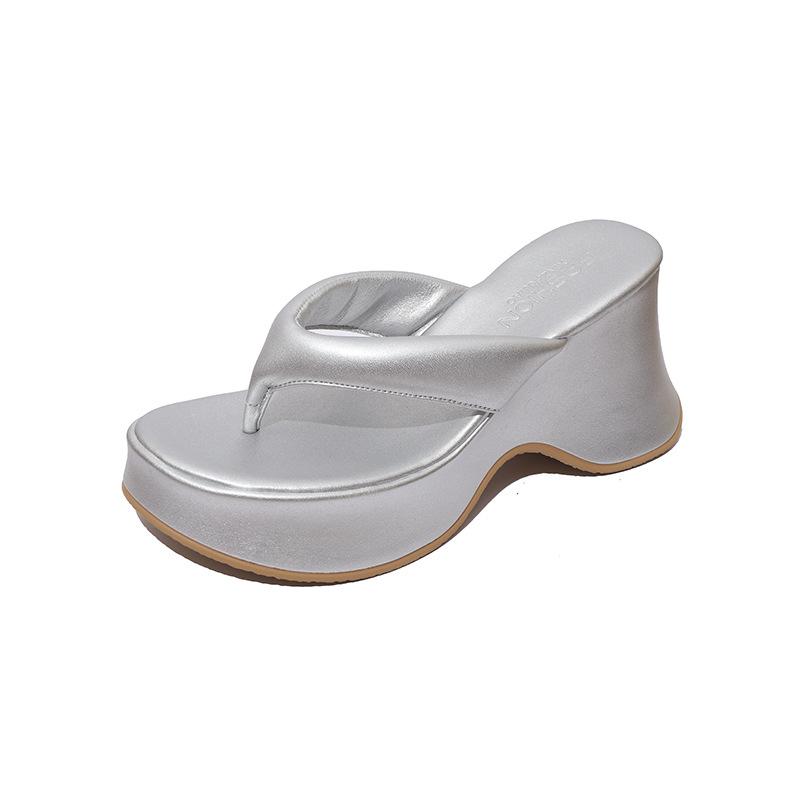 Thick-bottomed Muffin Flip-flops Women's Summer Wear 2025 New High-heeled French PU Outsole Toe Beach Cool