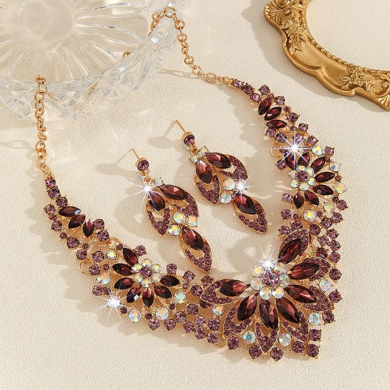 European and American Exaggerated Atmosphere Crystal Necklace Earrings Set, Bride Wedding Alloy Set Chain Women's Accessories