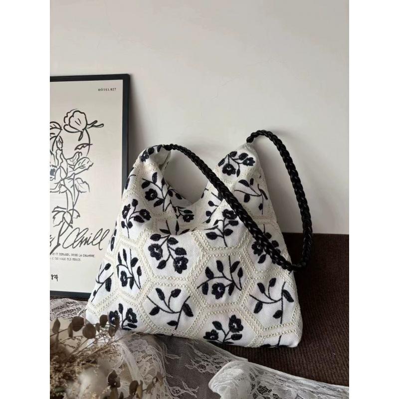 

Кошка джинсовая вышивка на овощном рынке, простой нишевый дизайн, сумка-тоут, весенне-летняя универсальная нишевая тканевая сумка ручной работы белый