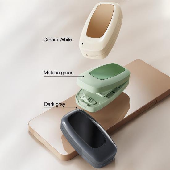 Přenosný dělič pilulek Nastavitelný dělič tablet 1/2 1/3 1/4 Dělič pilulek Přesné vycentrování a zarovnání pro kulaté oválné pilulky Řezání více pilulek najednou