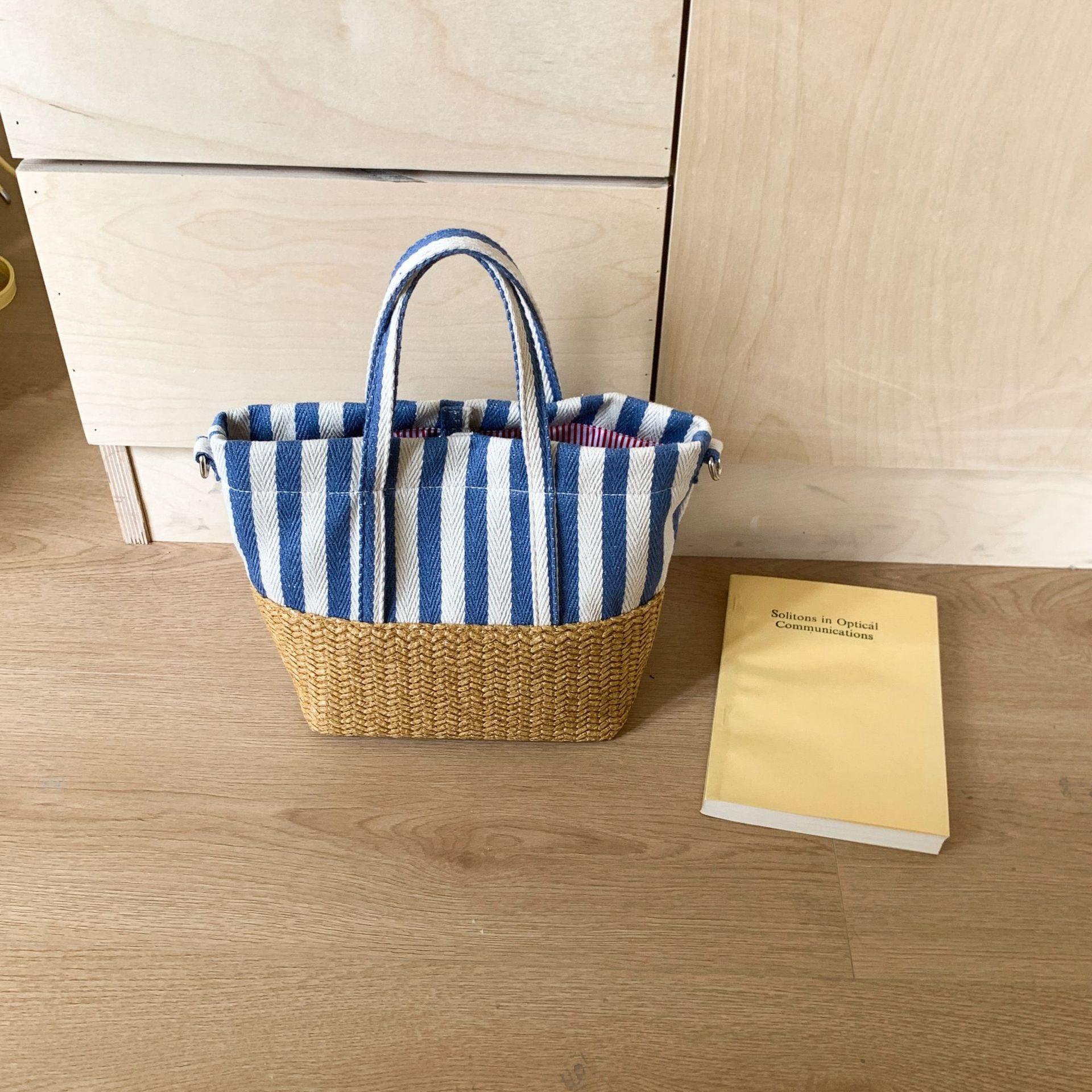 

Canvas splicing straw handbag women s new striped beach bag underarm shoulder casual tote bag синий