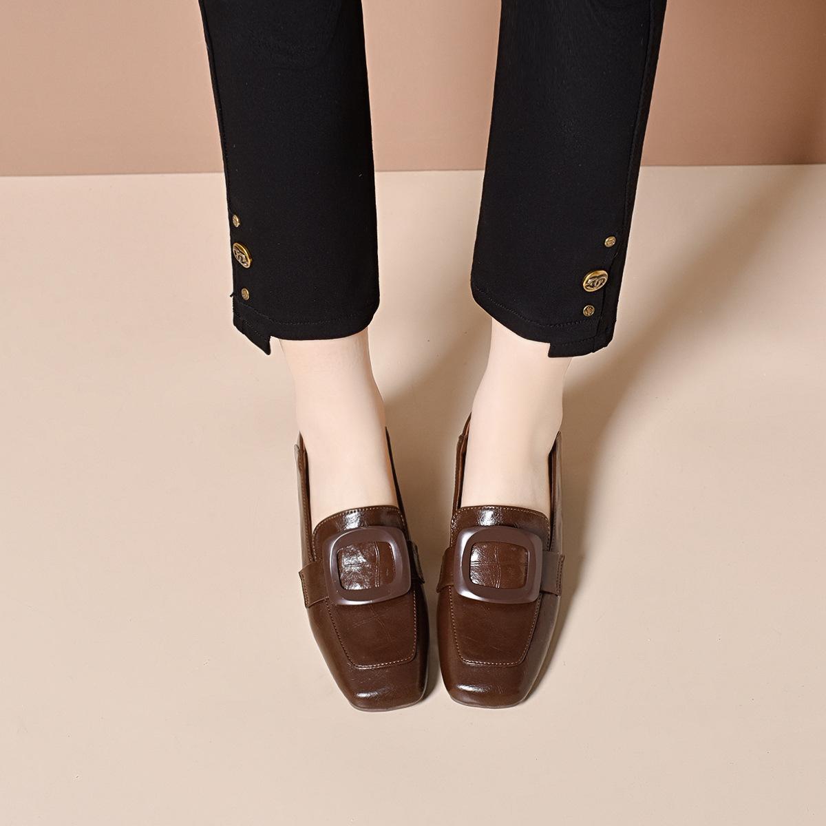 

Square head single shoes women s spring new round buckle one pedal low heel work shoes small leather shoes 41 коричневый