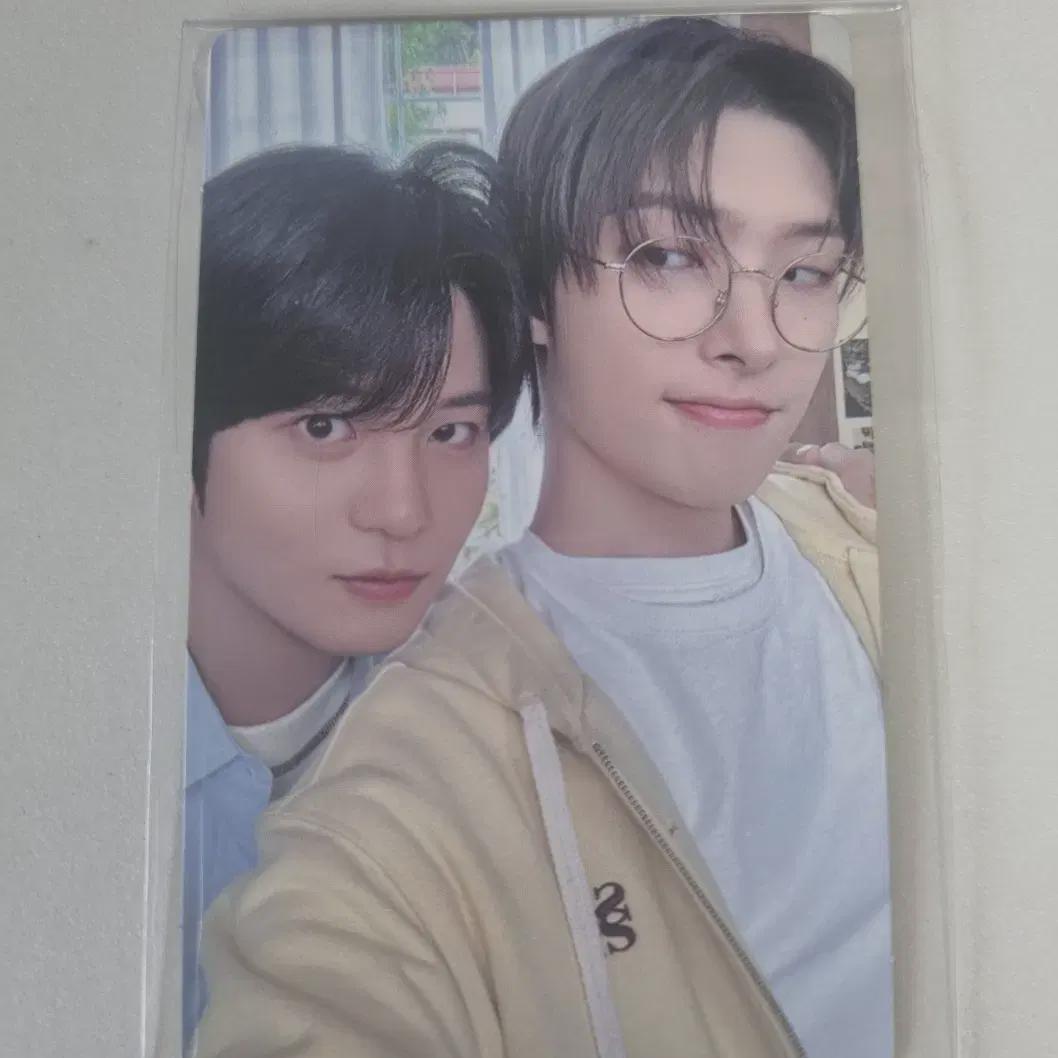 

Ateez 2025 Season s Greetings Bonus Pre-order Benefit Jongho