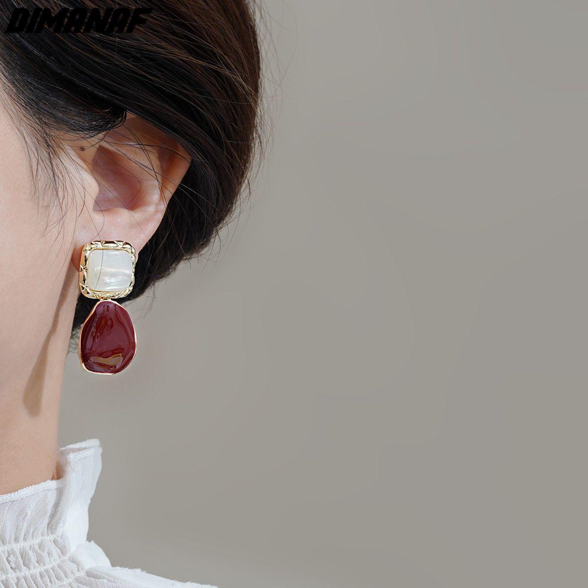 

Новинка 2024 года, женские серьги, серьги-гвоздики, элегантные женские винтажные серьги