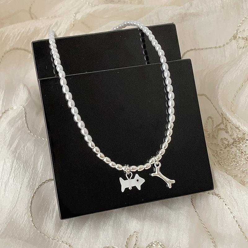 

Нишевый дизайн Sense Cat Eats Fish Подвеска Жемчужное ожерелье Женский Простой Личность Универсальный Темперамент Модная цепочка на шею Цепочка на ключицу