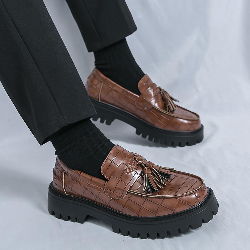 Herren Freizeitschuhe Slipper Freizeit Retro-Stil Arbeit und Party 38-46 Dicksohlige Lederschuhe Quaste Klassisch Übergröße