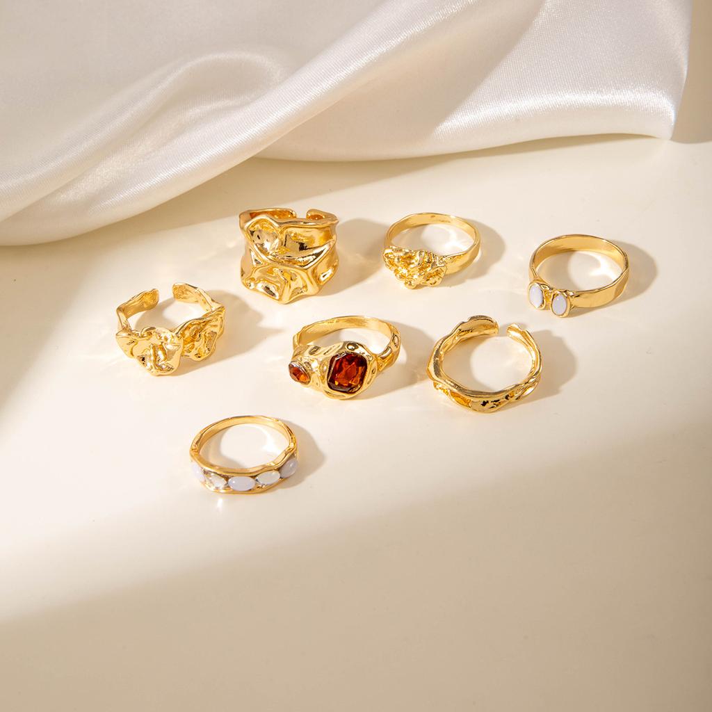 European and American jewelry: geometric fashion, vintage alloy rings, irregular diamond-encrusted ring sets, women's accessories