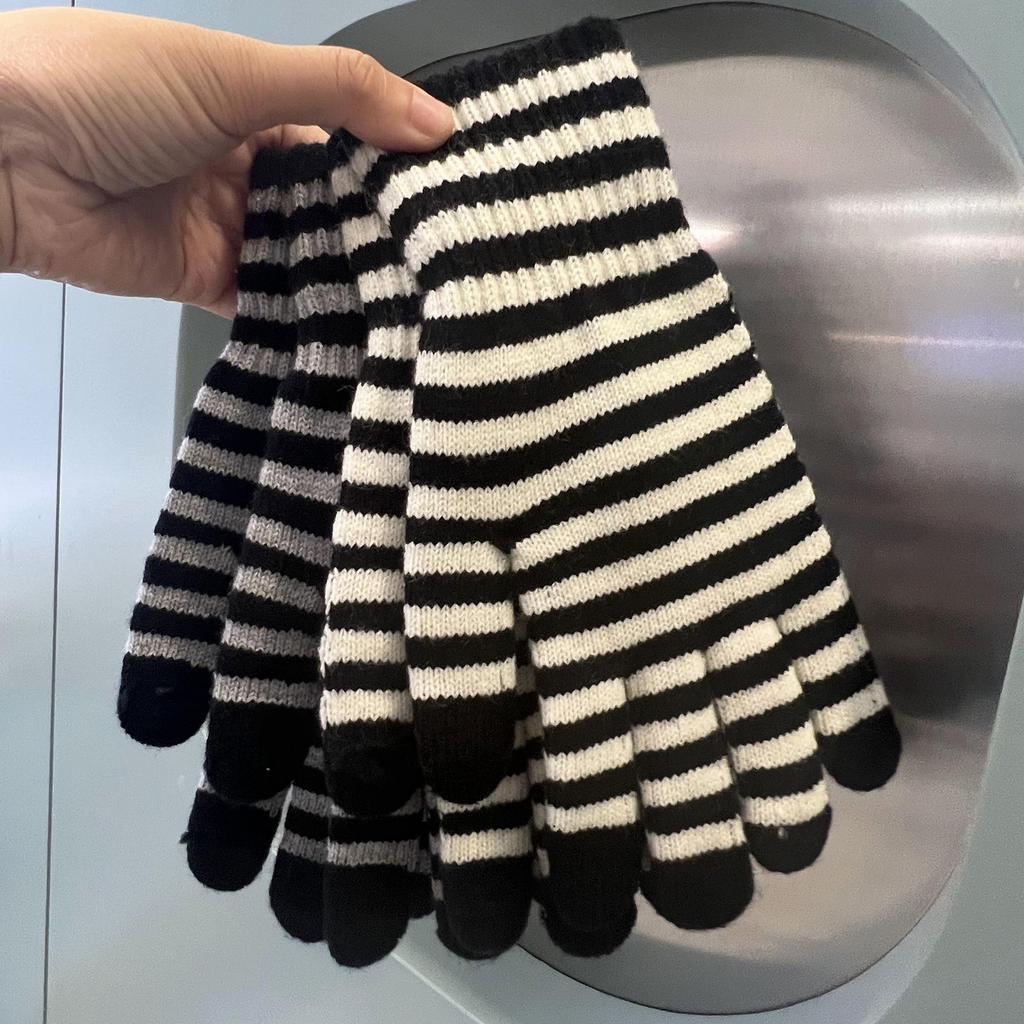 Winter Gloves for Men Women Mobile Phone Touch Black White Stripe Warm Gloves Soft Knit Gloves Elastic Cuff