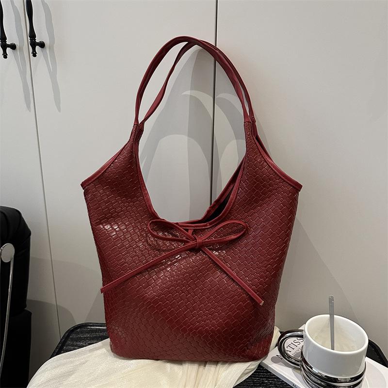 Casual Retro Large-capacity Bag Women's 2025 Spring New Simple and Popular Foreign-style Shoulder Bag Woven Tote Bag