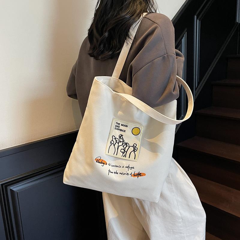 Cute niche design fashion 2025 casual simplicity summer trend personalized foreign style handbag women's tote bag